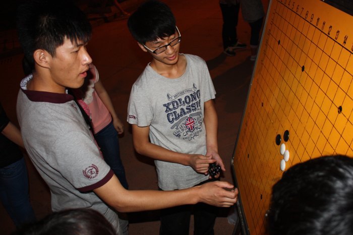 “天鹅湖畔、社团之夜”大型文艺晚会隆重举行