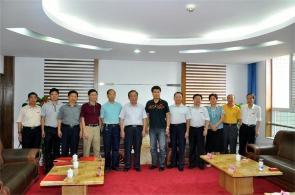 校领导会见市关工委和三明国投公司领导