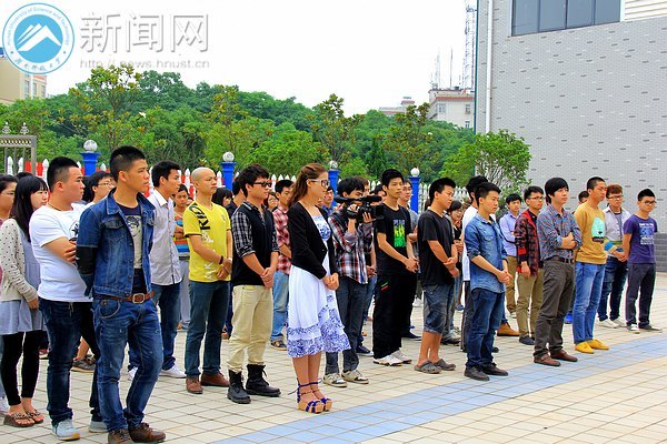 艺术学院雕塑系举行2013级毕业生作品展