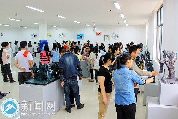 艺术学院雕塑系举行2013级毕业生作品展