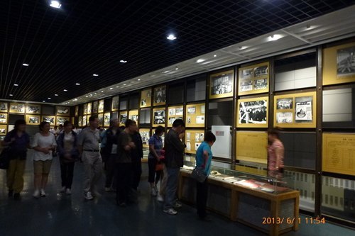 机关党总支举行主题实践活动机关党总支举行主题实践活动