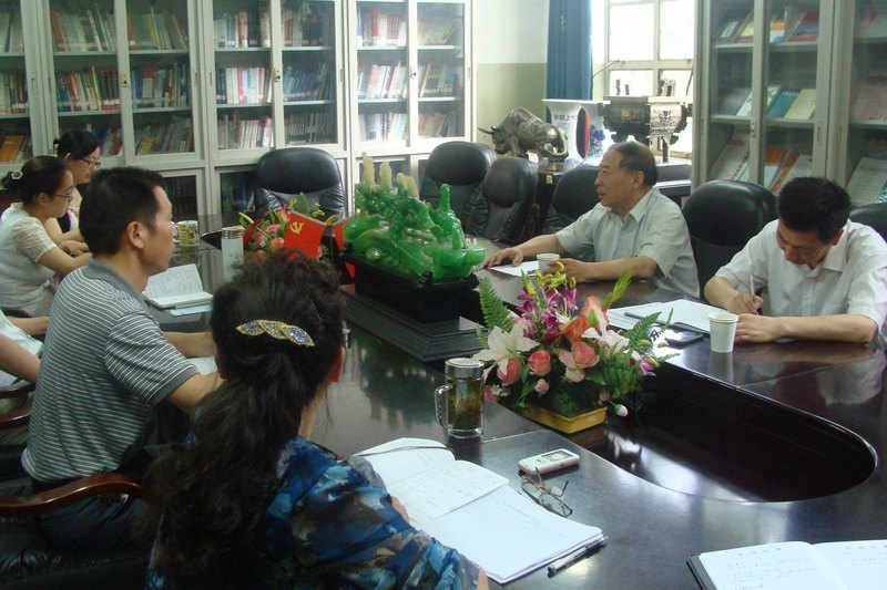 校领导到政法学院调研:围绕目标 激发热情 开创工作新局面