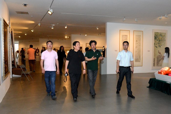 南京艺术学院校园建设丛书策划座谈会召开