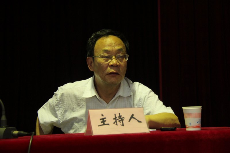 省委高校工委国家战略项目宣讲报告会在云南师范大学商学院举行