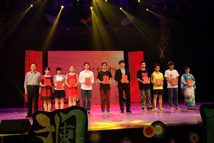 ����ѧԺ���С���ʰ�쵣��ž����롱�����������Ļ��ڱ�Ļ����