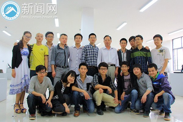 ����ѧԺ����ϵ����2013���ҵ����Ʒչ