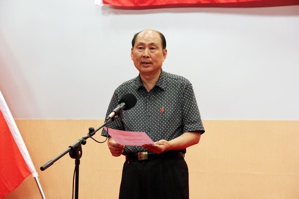 郑州职业技术学院举行2013年新党员宣誓暨“十八大·郑州和我”演讲比赛活动