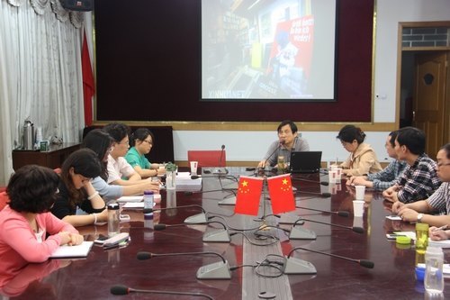 社科部举办中国特色社会主义研究中心专家讲座暨研究生教学工作研讨会