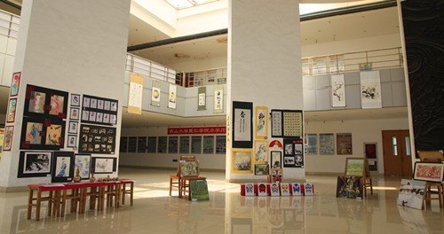 �ķ�����ϵ�ٰ조����Ϊ����Ψ�����ʡ��Ļ�������Ʒչ