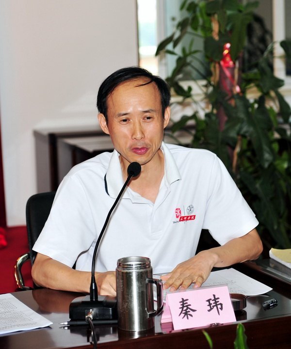 三明学院召开青年教师座谈会