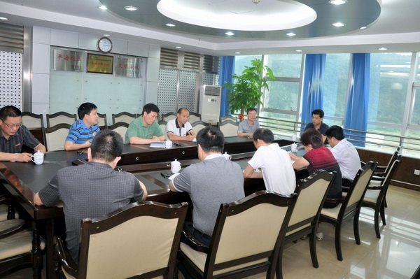 ѧУ�ٿ���ȫ�ȶ����Ʒ�����