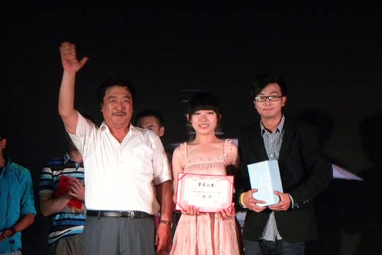 机械学院举办第七届卡拉OK大赛