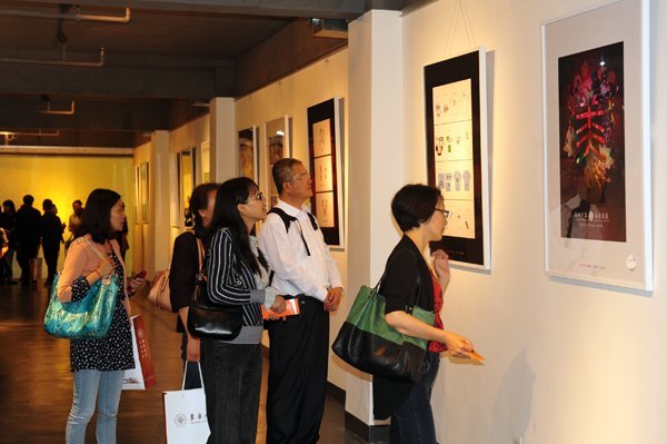 东华大学承办的“上海大学生文宣作品设计大赛”落下帷幕 优秀作品在上海纺织服饰博物馆展出(图)