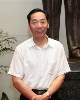 常州工学院产业党总支举行新党员入党宣誓仪式