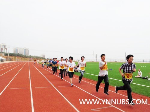 云南师范大学商学院第20次12分钟体能测试有序开展