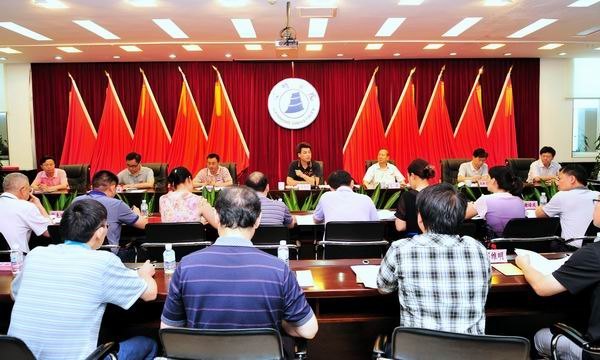 校领导为三明学院赴台考察团送行