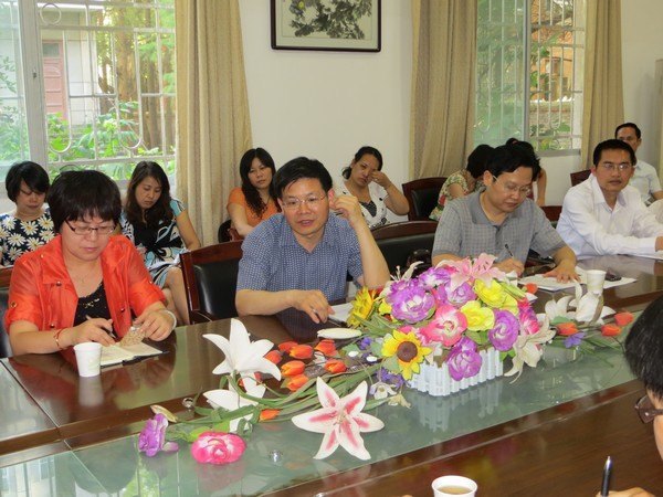 上海理工大学陈大文教授受聘为武汉工程大学客座教授