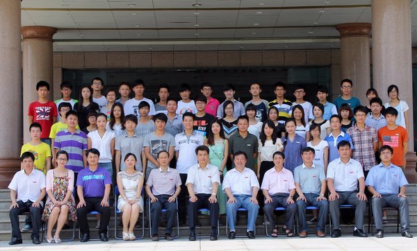 三明学院召开欢送2013届毕业学生干部座谈会