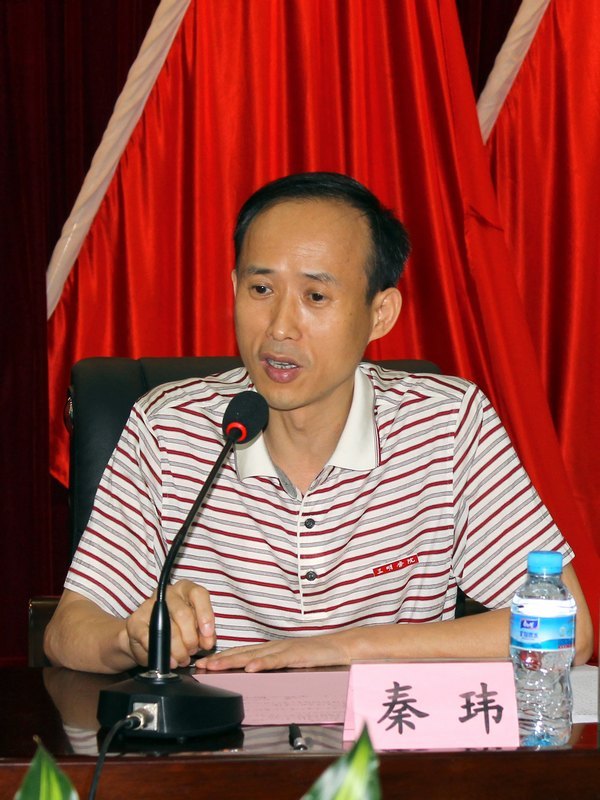 三明学院召开欢送2013届毕业学生干部座谈会