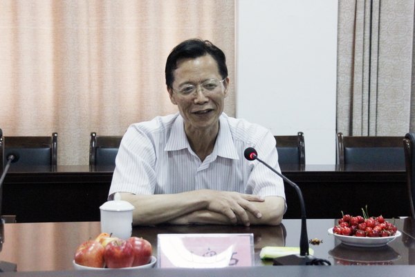 省文明办主任郭守占一行莅临郑州职业技术学院调研