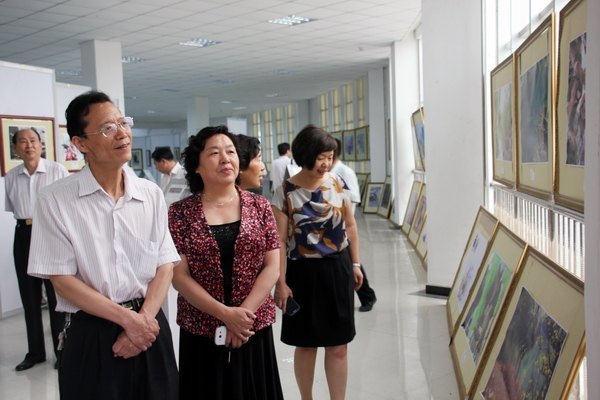 省文明办主任郭守占一行莅临郑州职业技术学院调研