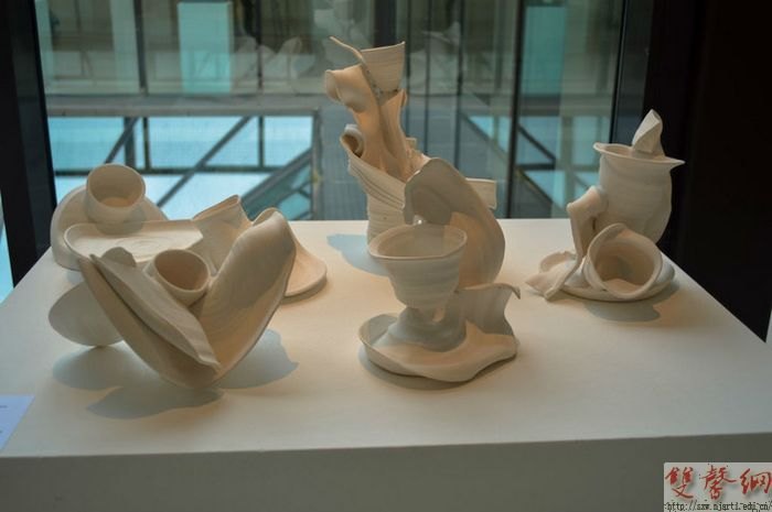 设计学子荣获第58届法恩扎国际陶艺竞赛展青年组银奖