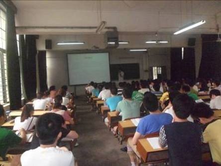 院成功举办“企业如何招聘选拔优秀人才”人力资源专题讲座