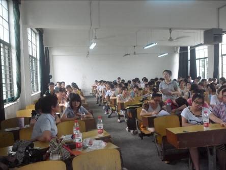 院成功举办“企业如何招聘选拔优秀人才”人力资源专题讲座