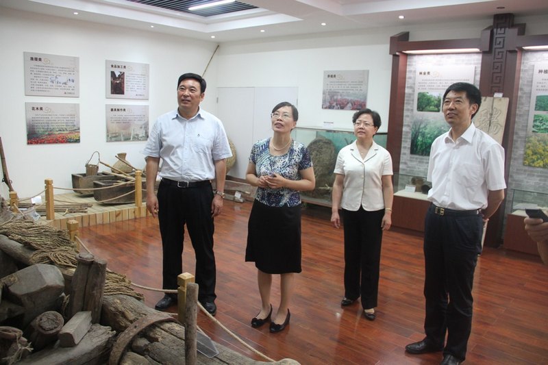 许昌学院第一次人才工作会议隆重举行