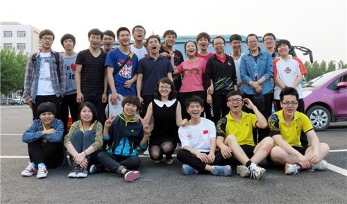 长春建筑学院在长春市首届高校“川崎杯”羽毛球锦标赛中获得冠军佳绩