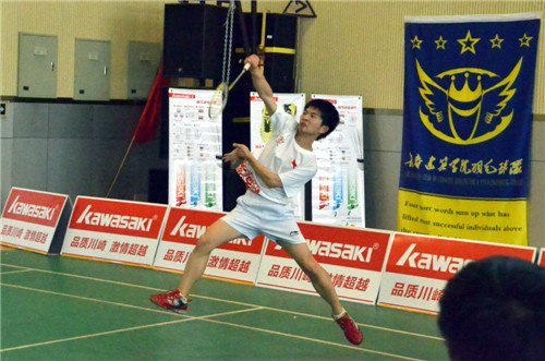 长春建筑学院在长春市首届高校“川崎杯”羽毛球锦标赛中获得冠军佳绩