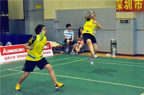 长春建筑学院在长春市首届高校“川崎杯”羽毛球锦标赛中获得冠军佳绩