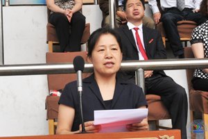 2013届毕业生毕业典礼举行