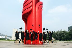 毕业季:告别母校的日子