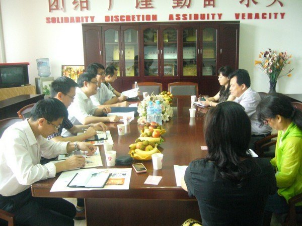 湖北工程学院外国语学院来”E+”试验区调研交流