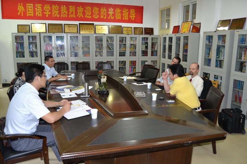 ����Salisbury��ѧ������������ѧԺǢ̸������ѧ