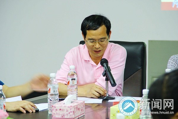 湖南科技大学党委慰问贫困大学生党员