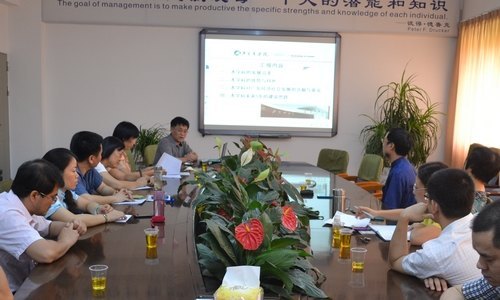 广东商学院经贸学院院长林洪教授来经管系指导学科建设