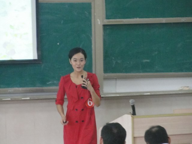 第二届广东省英语师范生教学技能大赛广东石油化工学院选拔赛成功举行