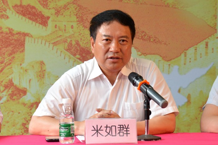 校党委隆重举行建党92周年座谈会