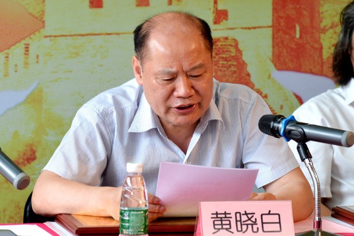 校党委隆重举行建党92周年座谈会