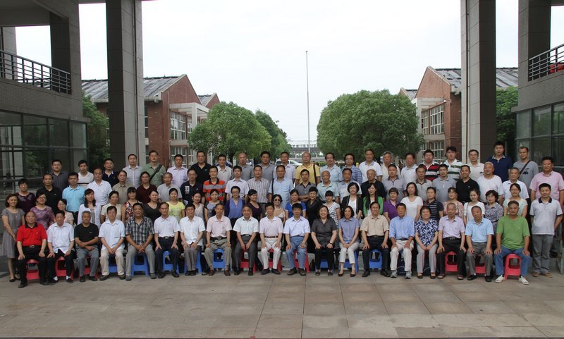 华中科技大学文华学院首届实践教学工作会议举行 实践教学推动人才培养