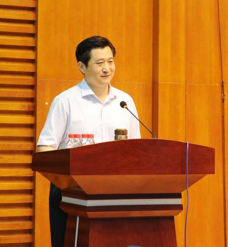 滨州学院第三次科研工作会议隆重召开