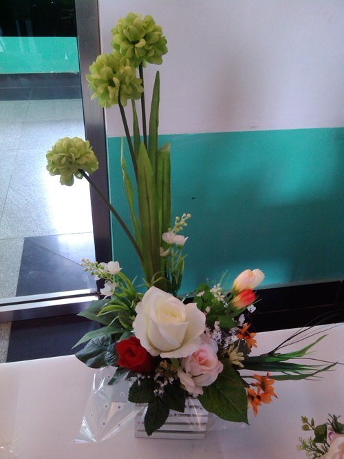 植物科学学院举行“绿知梦”插花大赛植物科学学院举行“绿知梦”插花大赛