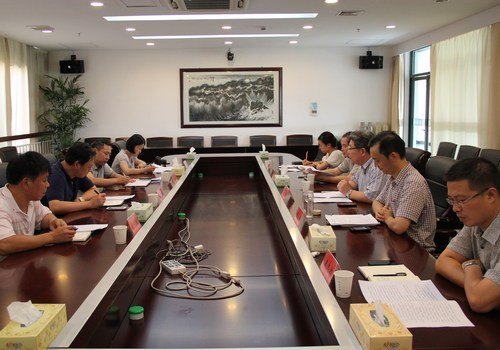 市机关事务管理局领导来校指导节能工作