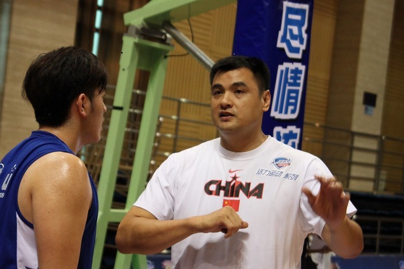 ѧУ����������ٻ�ȫ����ѧ���������������ܹھ�