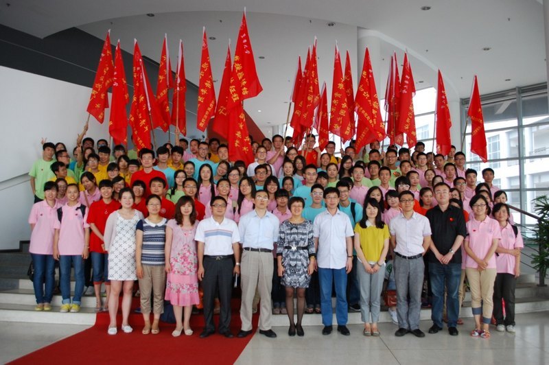 213支大学生暑期社会实践团蓄势出征