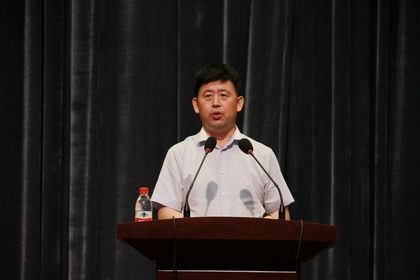 ѧУ�ٿ�2012-2013ѧ��ȸ�У���쵼������ְ���