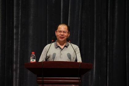 ѧУ�ٿ�2012-2013ѧ��ȸ�У���쵼������ְ���