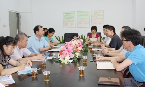 高校助推仲裁事业发展 政法系与惠州仲裁委员会座谈